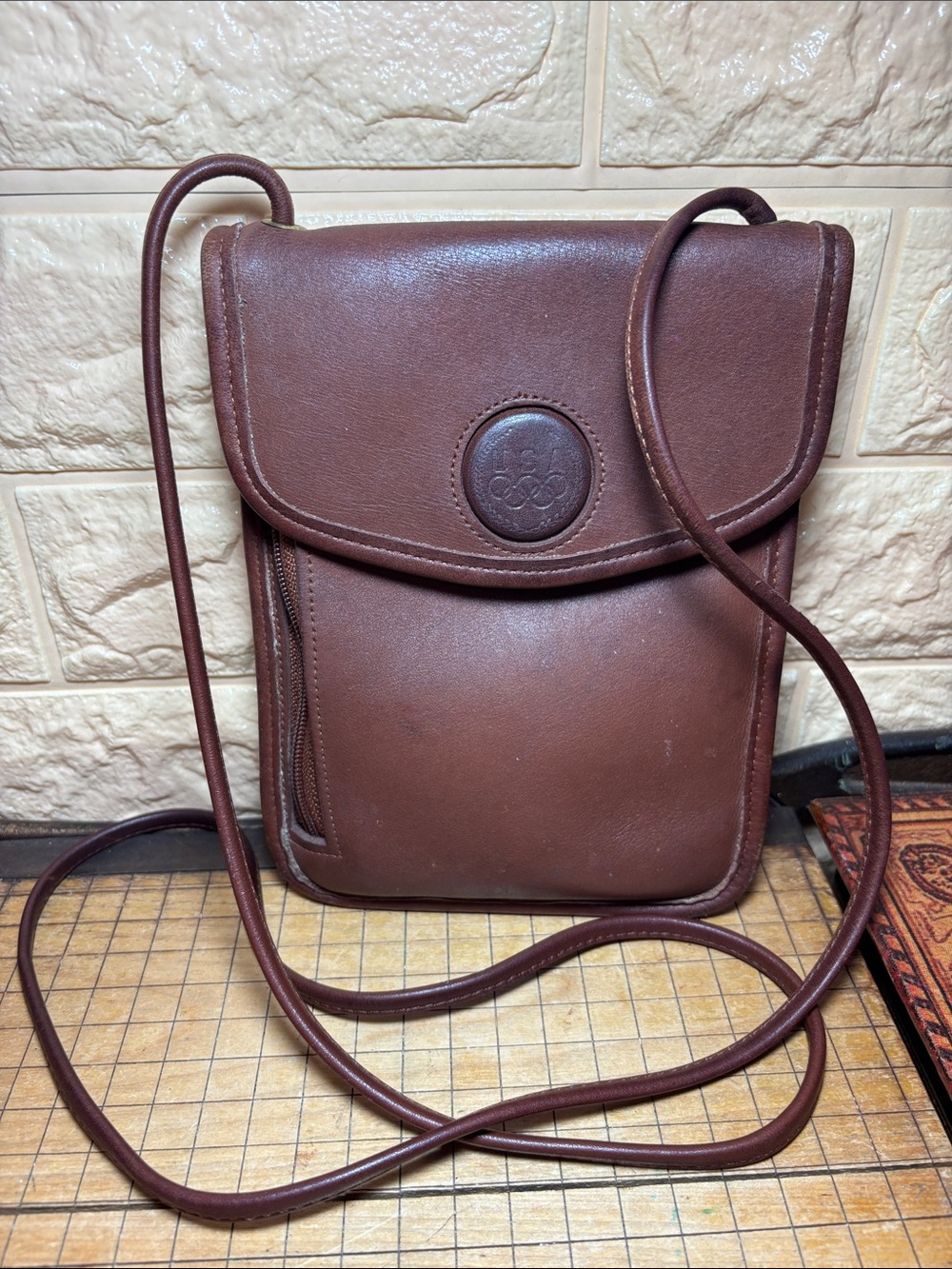 Coach 1986 Olympics Vintage Leather Crossbody Bag 100th Anniversary Edition